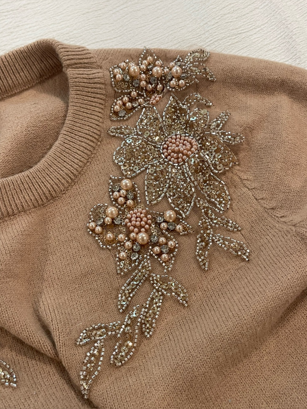 SHEIN Camel Beaded Floral Crewneck Sweater - Picture 3 of 6